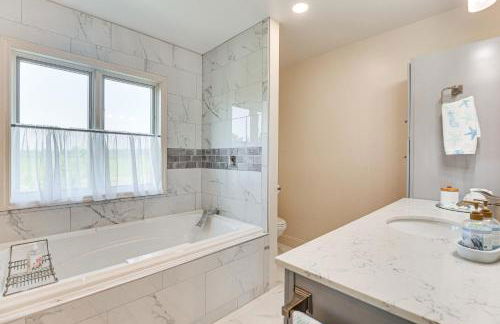 Grill Out, Play Pool Huge Home on Lake Champlain! - Foto 18