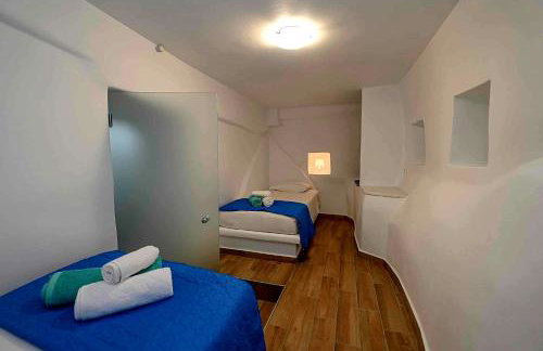 CHARMING 2BR Hilltop Serenity Suite, Lively Greek Village - Foto 12