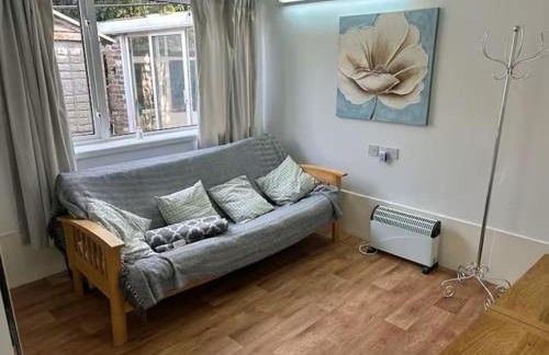 Emsworth Studio - With Hot tub - Photo 4