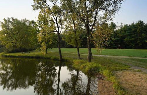 Secluded Waterfront A-Frame Cabin w/ Pvt Lake - Foto 26