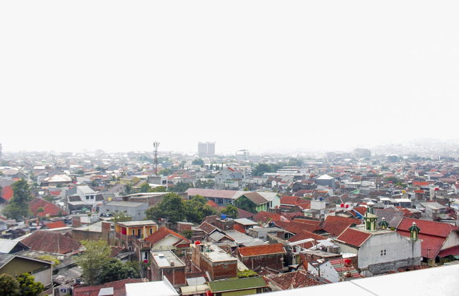 Spacious & Deluxe 2BR Gateway Ahmad Yani Cicadas Apartment - Photo 23