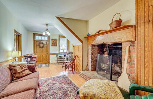 Rural and Historic Detour Escape with Horses On-Site! - Foto 17