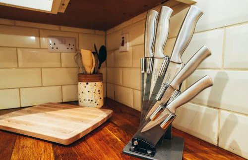 Huge 4 Bed Family Home in Derbyshire with Parking - Foto 51