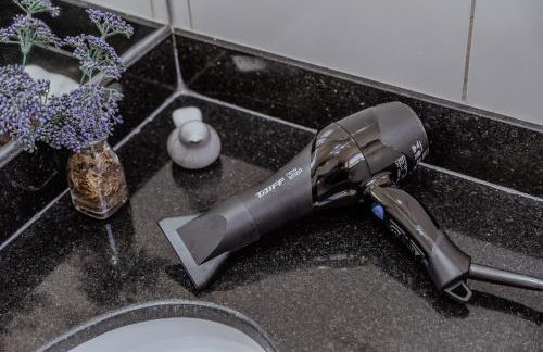 3 Quartos, Perto do metrô, vaga |Brazilian Corner - Foto 32