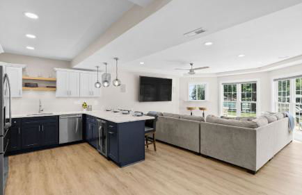 Bright Water Cove Priv Dock+boat Ramp, Waterfront Saltwater Pool Avantstay - Foto 71