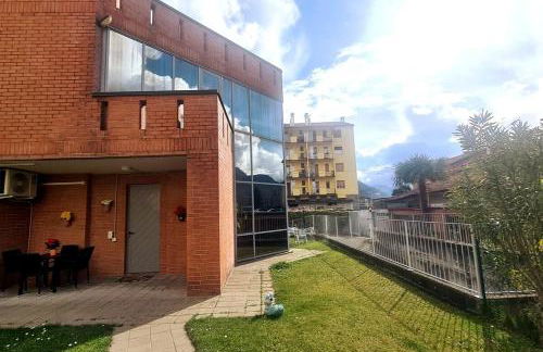 house prua a step from the lake - Foto 32