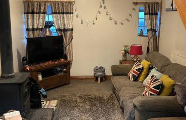 Cosy Rural Cottage Peak District, Pets Welcome - Foto 2