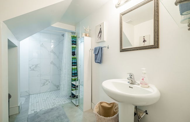 GLOBALSTAY Sunny Basement Brontë park - Foto 18