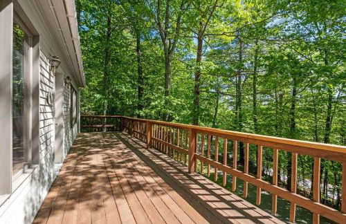 Tranquil NH Lakehouse Escape - Foto 31