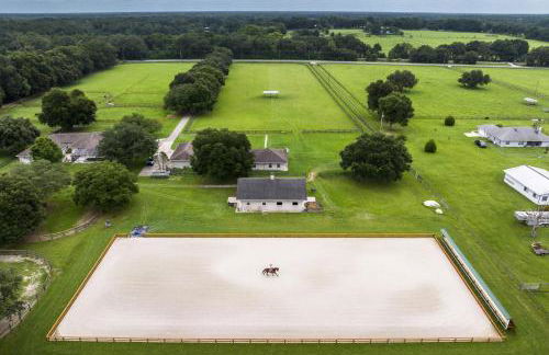 Idyllic Anthony Home Riding Arena with Mirror Wall! - Photo 2