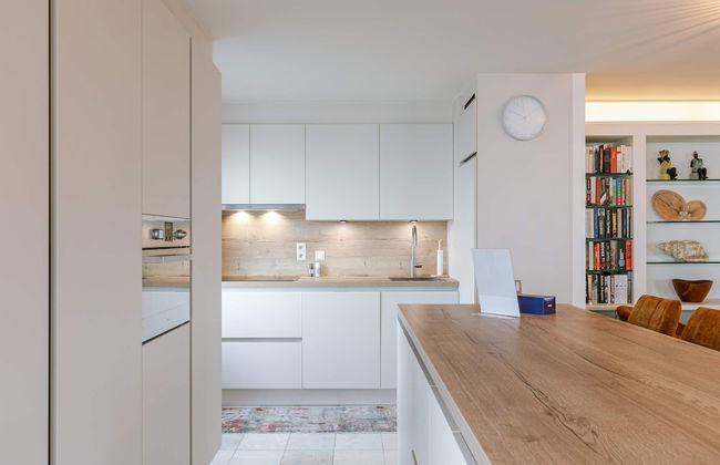 Hydro Palace - Stylish Charming Apartment With s - Photo 11