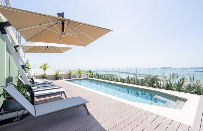 Cozy 1BR With Balcony in Santa Ana - Photo 1