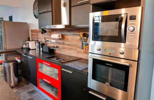 kerwatt - Grande et belle maison de ville avec jardin, proche centre et mer - Photo 32