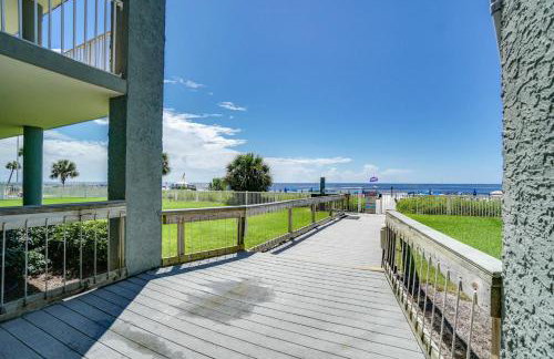 Long Beach Resort by Panhandle Getaways - Photo 12