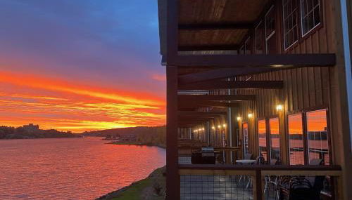 Keweenaw Waters Resort - Foto 3