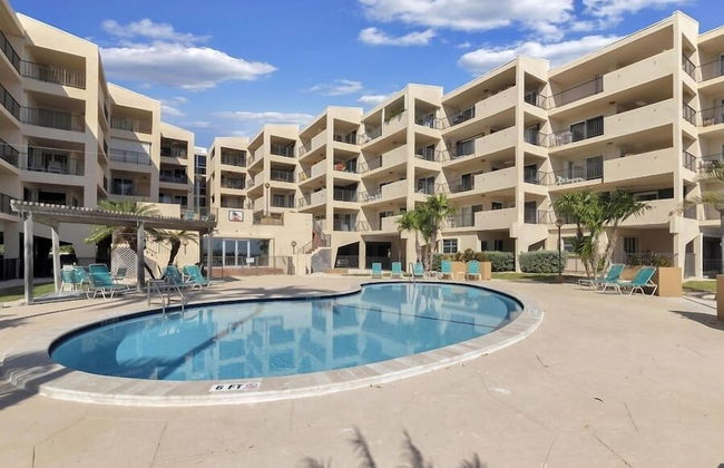 Updated Unit With Beautiful Florida Bay Sunsets 1 Bedroom Condo by RedAwning - Photo 18