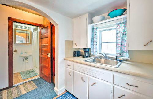 Historic Cabin Retreat Steps to Okoboji Lake - Foto 8