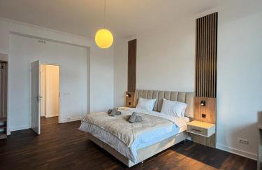 Jomi Stays - Kudamm - Foto 10