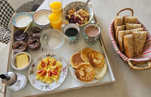 Le Coin Charmant - vue montagnes et jacuzzi privé - Foto 27