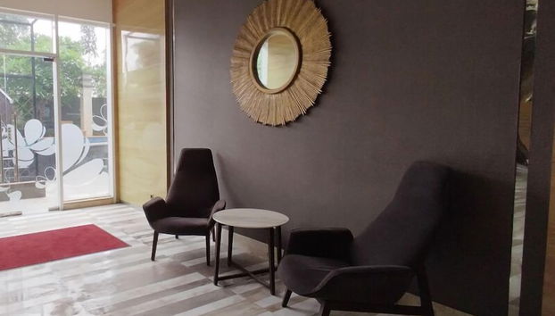 Comfortable Living And Best Location 1Br At Grand Sungkono Lagoon Apartment - Foto 3, Vestíbulo