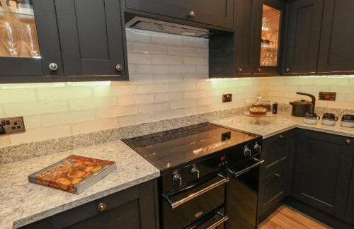 Manor Farm House - Photo 11