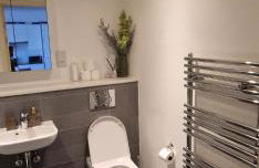 Modern High-Rise 1BR, Panoramic City Views - Foto 7