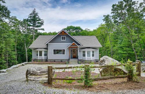 6 Mi to Dtwn Cashiers Spacious Home with Deck - Foto 1