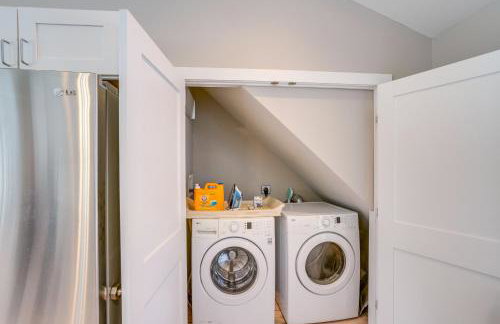 6 Mi to Tanglewood! High-End Lee Apartment - Foto 22