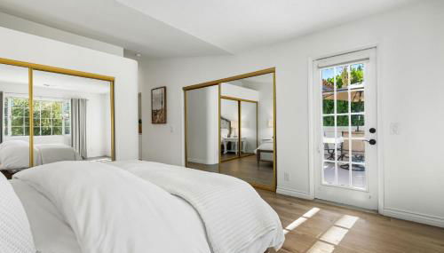 Desert Escape - Renovated, Steps from Pool - Foto 3