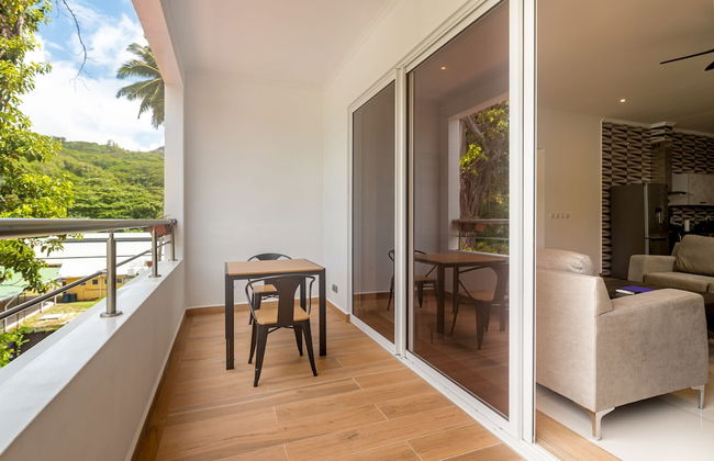 Royale Suites by Arc Royale Luxury Apts - Photo 6