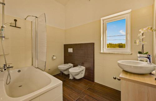 Charming Villa Antoana for families and kids in Labin - Rabac with kids playground & private pool - Foto 46