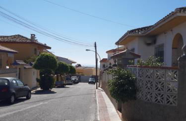 Independent Apartment At Villa Noelia Benalmádena With Private Pool, Garden & Parking - Foto 35