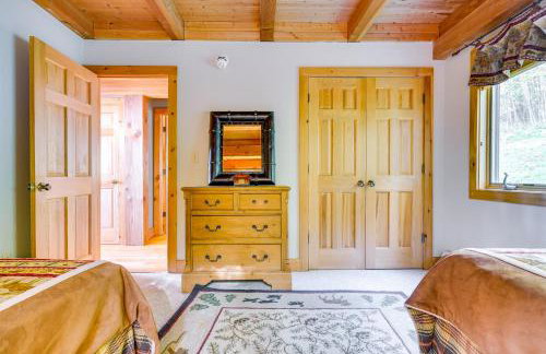 4 Mi to Stratton! Group Getaway with Deck and Views - Foto 17