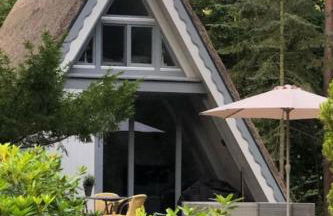 Holiday Home Reetdach Ferienhaus am Lübbesee Sauna Bootsteg neu by Interhome - Photo 5