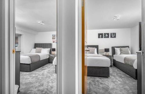 5 bedroom house Solihull 10 mins drive from BHX & NEC Private off road parking - Foto 19