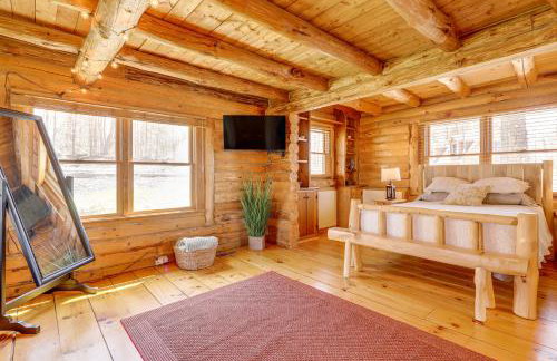 Near Trails, Lakes and Slopes Cabin in Walpole! - Foto 14