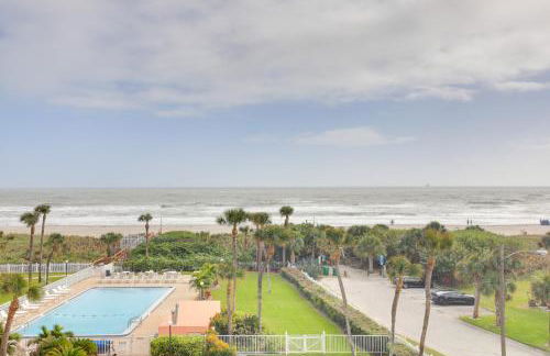 Oceanfront Cocoa Beach Condo with View Walk to Pier - Foto 19