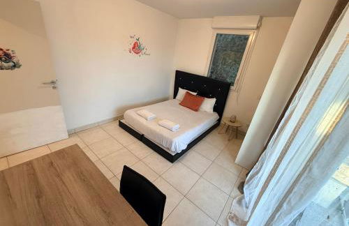 Montpellier Terrasse & Confort - Photo 17