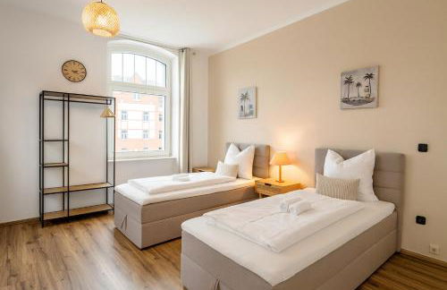 RAHA Apartments - Ihr komfortables Zuhause - HBF - Vollausgestattet - Privat Parkplatz - Foto 3