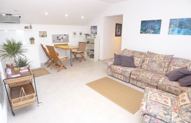 Apartment for 3 Persons in Quiet Part of Premantura With Beautiful Garden and Partial sea View - Photo 6