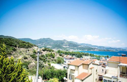 LULA 'S HOUSE - Photo 41