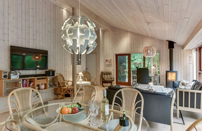 "Nelie" - 40km from the sea - Foto 11