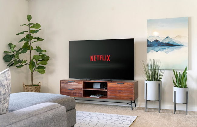 Delightful Home w Fireplace Patio Fire Pit - Foto 7