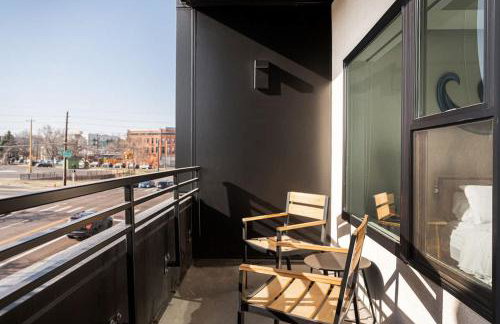 Art-Inspired Loft with Mountain View - Zuni Lofts - Foto 25