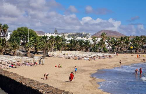 Cozy Waterman beach house - Photo 40