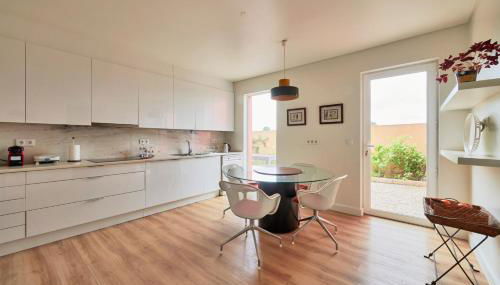 2BR Farmhouse with Swimming Pool, By TimeCooler - Foto 5