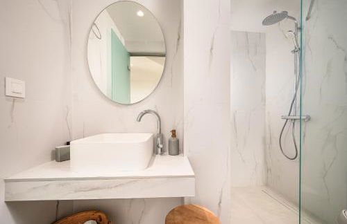 NOA BEACHFRONT SUITES - Foto 7