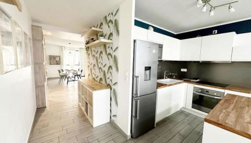 Bel Appart Design 2ch, Mairie, Pkg, Wifi, Terrasse, Port Marianne - Foto 1, stove, dishwasher, pet friendly, minibar