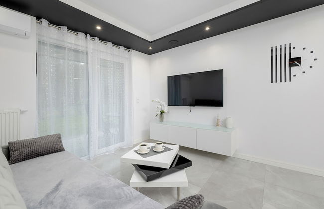 Apartment & Garden by Renters Prestige - Photo 21