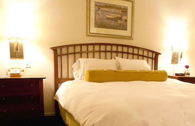 Coral Reef Inn & Suites - Foto 12